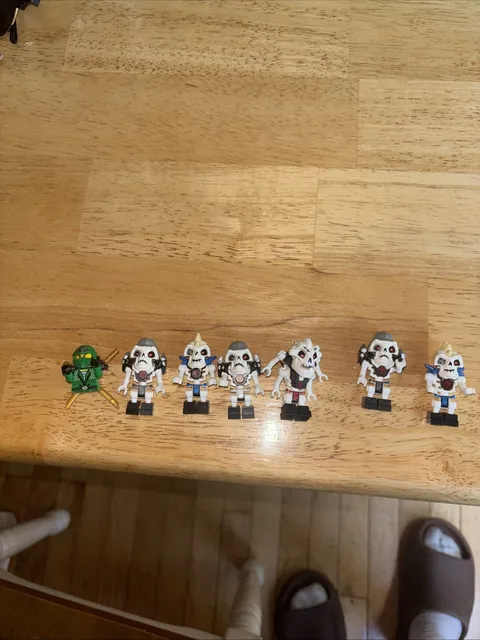 Lego Ninjago Minifigure Lot Zx Lloyd,samukia