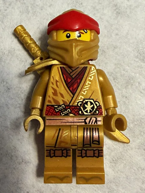LEGO NINJAGO Kai 10th Anniversary Golden Ninja NJO0650 w Sword & Sheath
