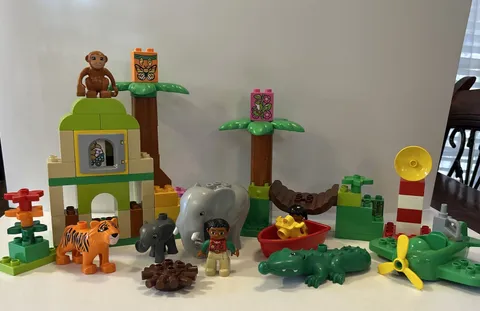 LEGO Duplo 10804 Jungle Set – 2 Figures, Tiger, Elephants, Croc, Monkey & More *