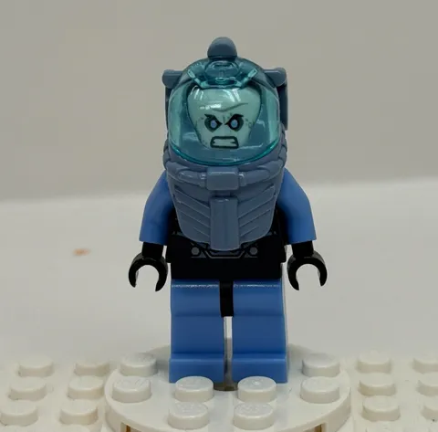 LEGO Batman Mr. Freeze minifigure Super Heroes 76000