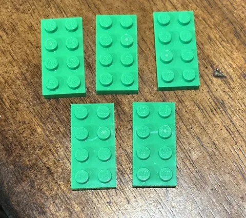 LEGO Parts Bright Green Flat Plate 2 x 4 #3020 Lot 5 2x4