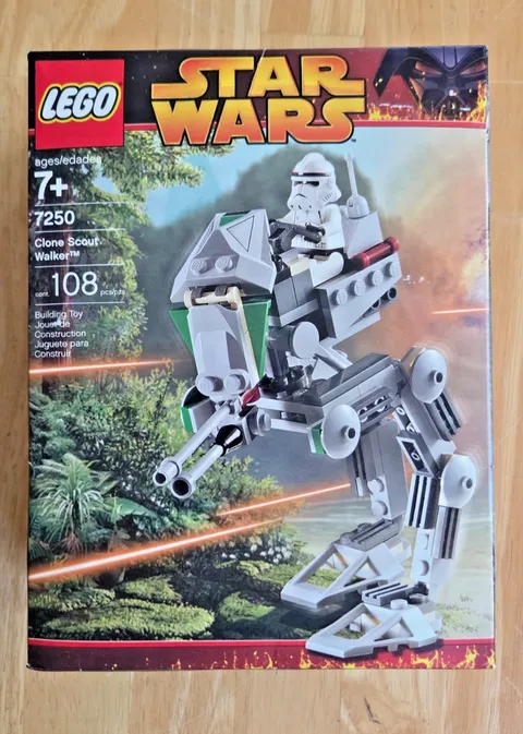 New Lego Star Wars 7250 Clone Scout Walker - Sealed Box - Set in Great Condition