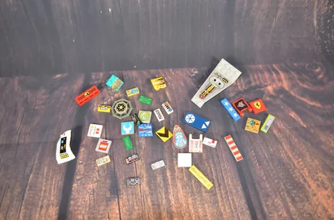 LEGO Bulk Lot Building Bricks Blocks Genuine Specialty Badges Logos