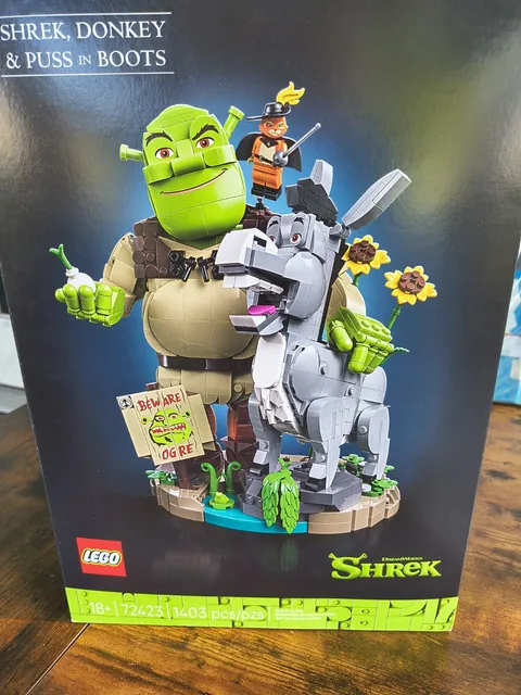 LEGO #72423: Shrek, Donkey & Puss in Boots New in Box: