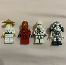 LEGO NINJAGO Pilot Minifigures (Kai, Zane, Kruncha & Sensei Wu)