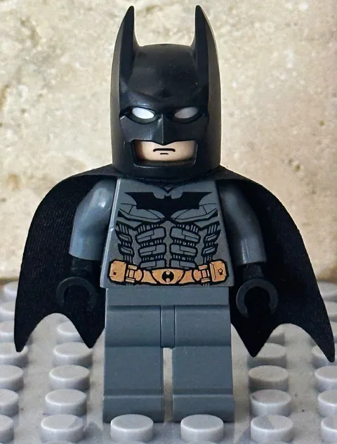 OG 2008 Dark Knight Lego Batman Mini-figure New Condition