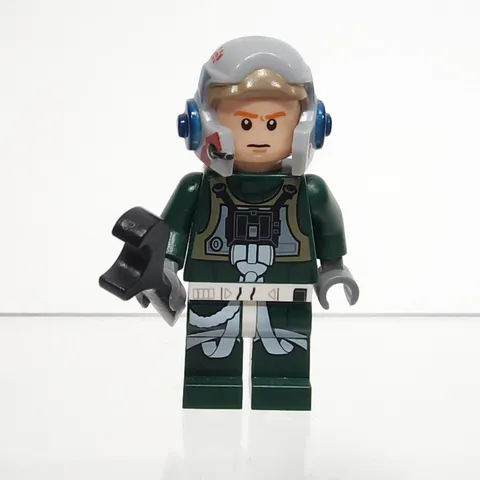 Lego Star Wars: Rebel A-Wing Pilot Arvel Crynyd Minifigure Sw0437 from 75003