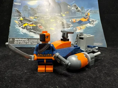 Lego Deathstroke Minifigure Batman Superheroes Harbor Pursuit 76034 Free Shippin
