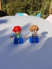 Pair of LEGO Duplo Figures Figurines Toys Lot of 2 Boys Legos