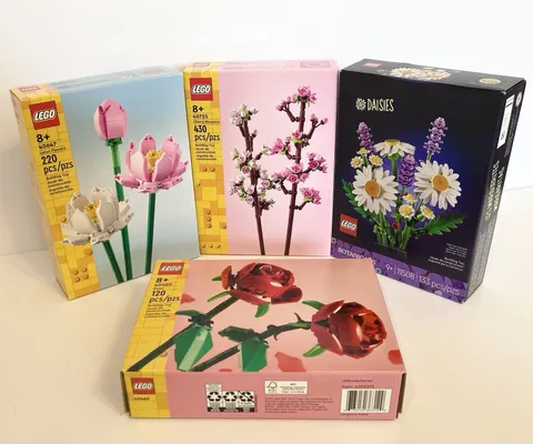 LEGO Lot of 4 NEW Botanicals! Factory Sealed Lotus, Daisies, Cherry, Roses!