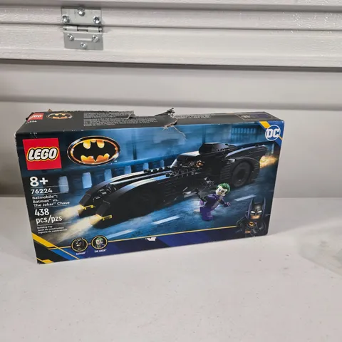 LEGO DC Batmobile Batman vs Joker Chase 76224 Open Box Minifigures Included B3