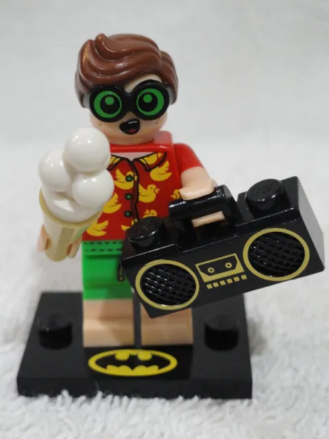 Lego DC Batman CMF #2 71020 Minifigure - Beach Vacation Robin (coltlbm2-8)