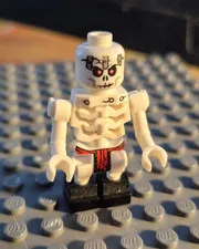 LEGO Minifigure Frakjaw Skulkin Skeleton Army Warrior Ninjago njo023