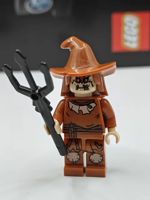 NEW DC Comics Scarecrow (Dark Orange Hat) Custom Lego Minifigure 76054 Batman