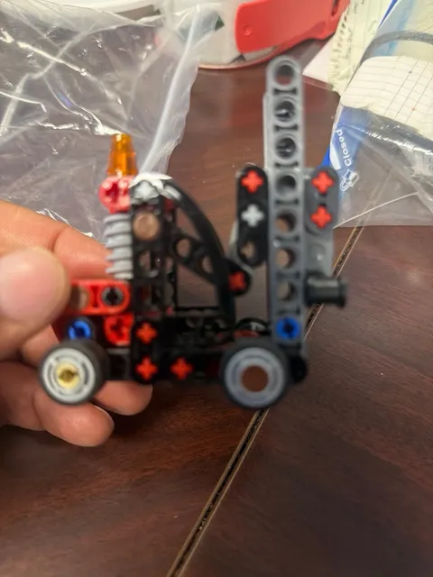 LEGO TECHNIC: Forklift with Pallet (30655)