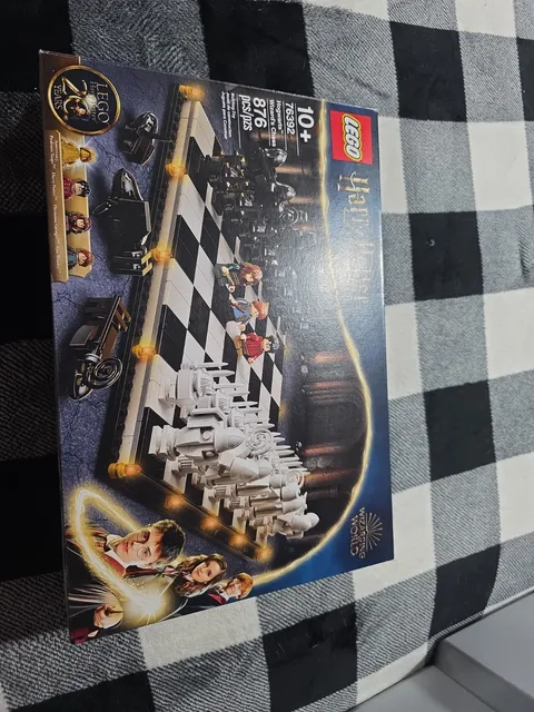 LEGO Harry Potter: Hogwarts Wizard's Chess (76392)
