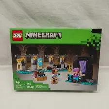 LEGO Minecraft: The Armory (21252) Brand New Sealed Box