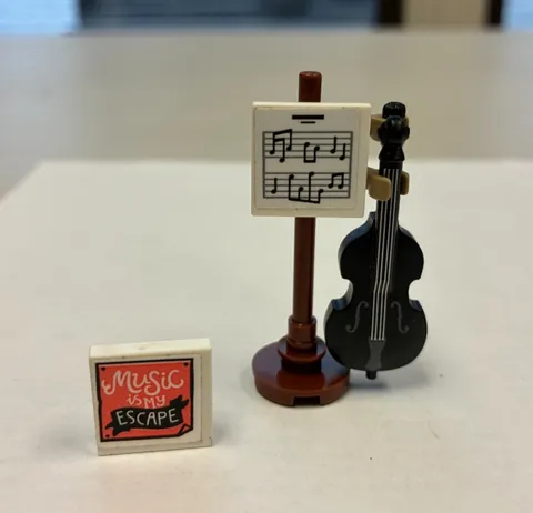 LEGO Jazz Club Musical Instrument Double Bass/Cello + Stand + Baton Minifigure