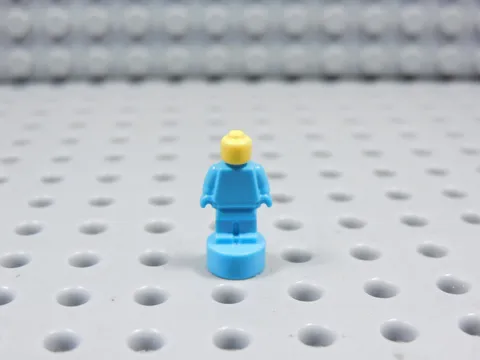LEGO Medium Azure w/ Yellow Head Statuette Statue Trophy Accessory Minifig BS