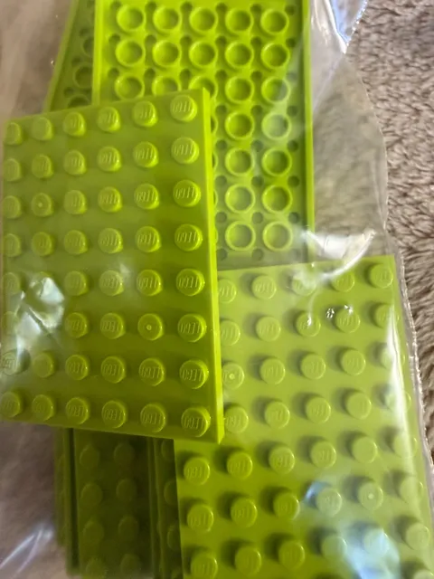LEGO-NEW-#3036-LIME-PLATE 6 X 8- 20 PIECES