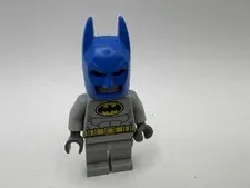 Lego Batman blue outfit minifigure 6860  6857 Batcave Funhouse