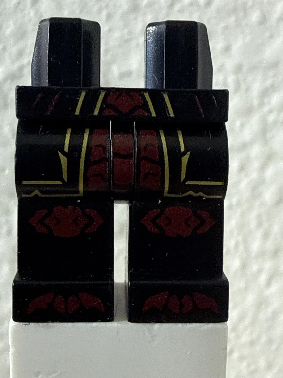 LEGO Minifigure Hips Legs Black Robe End Gold Trim Red Knee Cap Toe