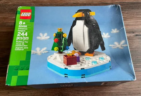 LEGO 40498 Christmas Penguin Holiday Building Set NEW & SEALED