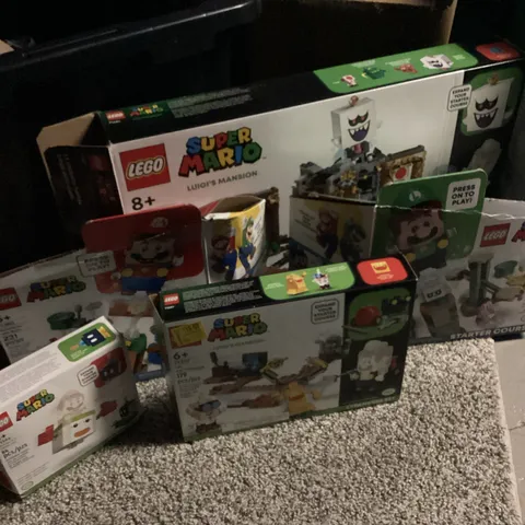 LEGO Super Mario Luigi's Mansion Lab & Poltergust Expansion Set 71397 179pc 6+ 