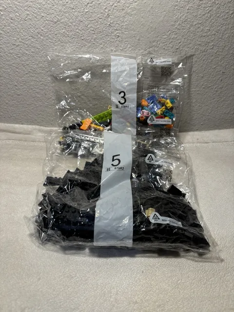 LEGO PIECES PARTS Bag #3 and #5 638R2 NEW Group Bricks & Building 2017