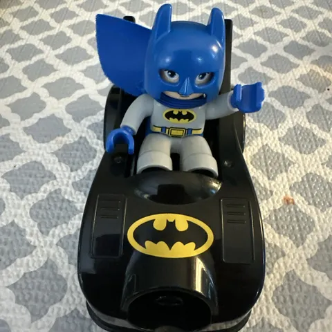Lego 2012 Duplo Black Batmobile with Batman FIGURE Nice