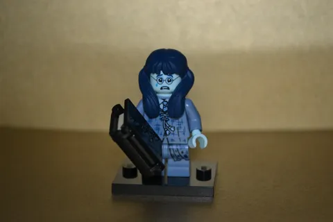 Lego minifigure Harry Potter Series 2 (Moaning Myrtle)576