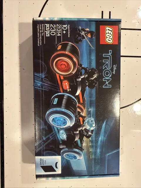 LEGO Ideas: TRON: Legacy (21314)