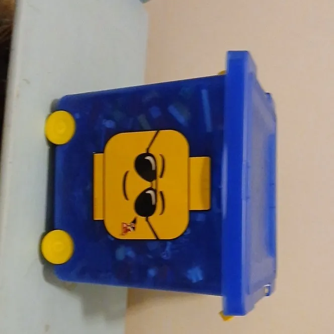Couple Thousand Bulk LEGO Pieces with Plastic LEGO Storage Container 