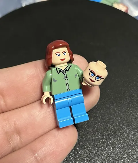 Custom Lego DS Barbara Gordon