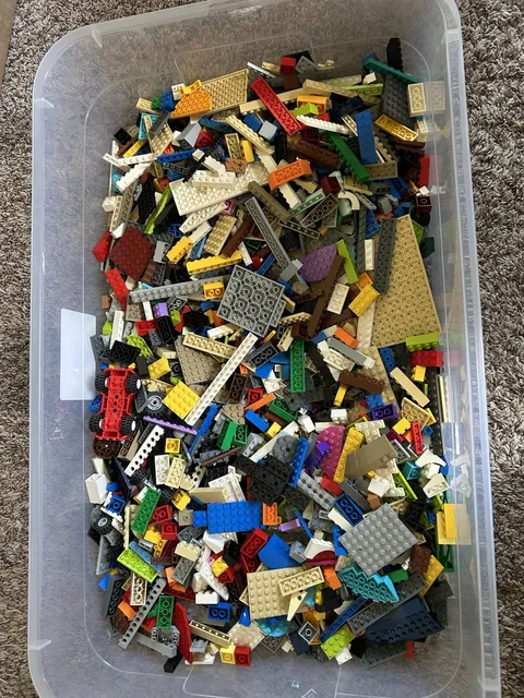 LEGO 8 LBS Bulk USED LOT of Bricks Small Plates Parts Pieces NO MINIFIGURES