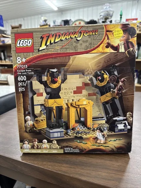 LEGO Indiana Jones: Escape From the Lost Tomb (77013) With Extra Snakes Complete