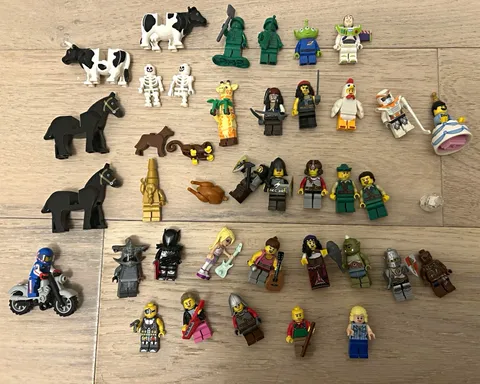 LEGO Assorted Minifigures Mixed Lot - Buzz Lightyear, Accessories & Animals Rare