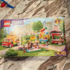 LEGO Friends Street Food Market 41701 Building Set 592 Pieces Ages 6+