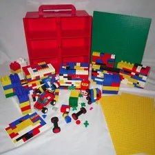 Vintage LEGO Build-N-Store Chest Carry Case Red/Yellow w/Bricks & Duplo Blocks
