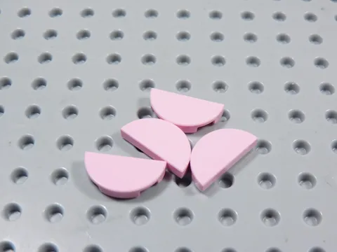 LEGO Lot of 4 Pink 1x2 Smooth Half Round Tiles Plates BN