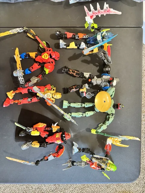 LEGO BIONICLE Bulk Mixed Lot Parts & Partially Assembled Figures Bagged