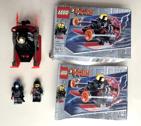 LEGO 6771 SET 2 OGEL FLEX MINIFIG ALPHA COMMAND STRIKER  RARE BLUE CHROME HELMET