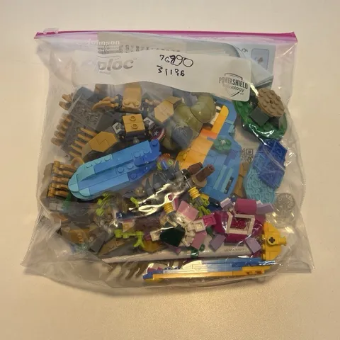 Bundle LEGO Marvel The Avengers vs. The Leviathan/Creator 3-in-1 Exotic Parrot