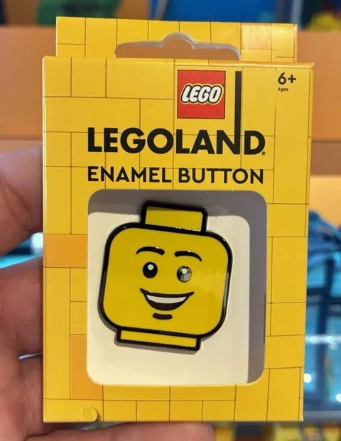 2026 Legoland California Enamel Button LEGO Minifigure Lego Boy New