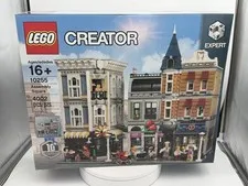 LEGO 10255 Assembly Square 4002pcs. Retired *Sealed*