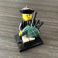 LEGO CMF Series 7 Bagpiper AMAZING condition