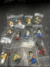 LEGO Vintage Pirate Mini figure Lot ! All In Good Condition