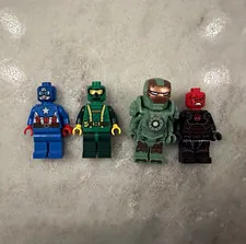 76048 LEGO Marvel Iron Skull Sub Attack Minifigures