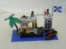 LEGO 6267 Lagoon Lock-Up  (1991)