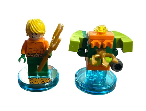 LEGO Dimensions Aquaman Minifigure with Trident and Vehicle DC Comics